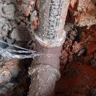 Manutenção e reparos hidráulicos